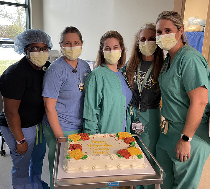 It's National Perioperative Nurses Week! Please join us in giving a shout out to this great group of nurses and clinical staff who strive daily to promote safe, positive patient experiences every time and with every touch. 

#mynorthoaks #perioperativenursesweek