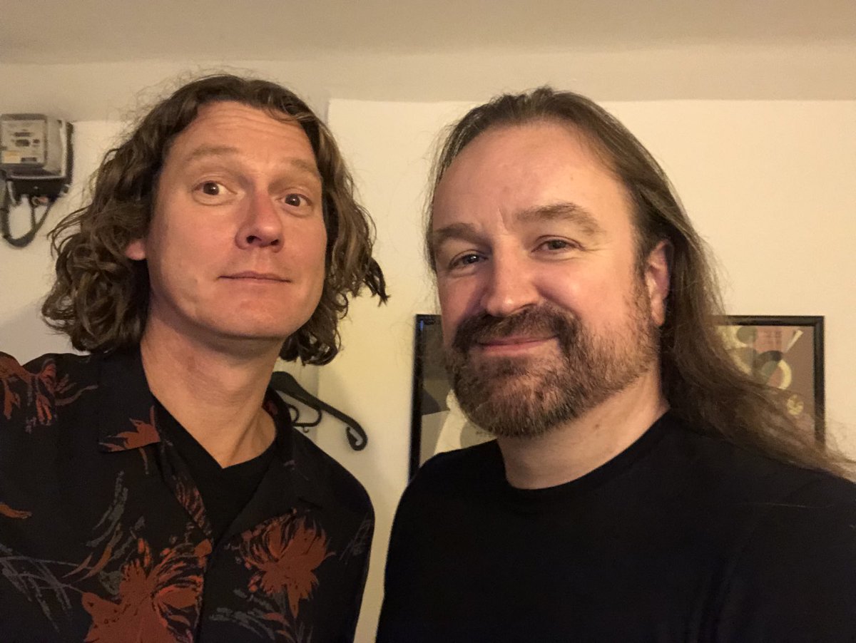 Wakemanofficial's tweet photo. First Wilson &amp; Wakeman show tonight at ⁦@acapelastudio⁩ nr Cardiff. Lovely to see Mr.Wilson. He’s a vegan you know. (Just getting that out there before he tells you..) https://t.co/6M44TtSpm5