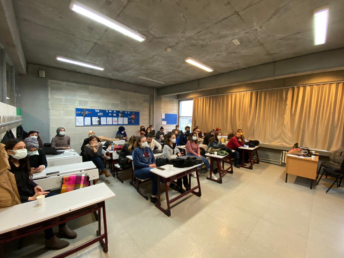 Bayrampaşa, Esenler ve Fatih İlçesi öğretmenlerimizle Harezmi Eğitim Modeli Öğretmen Eğitimimizi bugün tamamladık. Ev sahipliği için <a href="/YahyaKemalOO/">YAHYA KEMAL ORTAOKULU</a> na teşekkür ederiz. 💐

#HarezmiEğitimModeli

<a href="/memleventyazici/">Levent Yazıcı</a>
<a href="/istanbulilmem/">İstanbul İl Millî Eğitim Müdürlüğü</a>
<a href="/harezmimodeli/">Harezmi Eğitim Modeli</a>