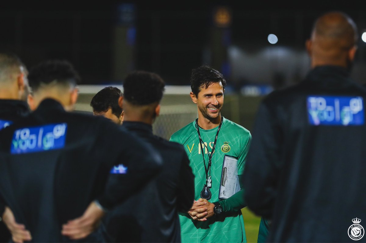 AlNassrFC_EN's tweet photo. 💛 || Our stars finished their preparations for tomorrow’s match against @alraedclub https://t.co/K4SzsoJItj