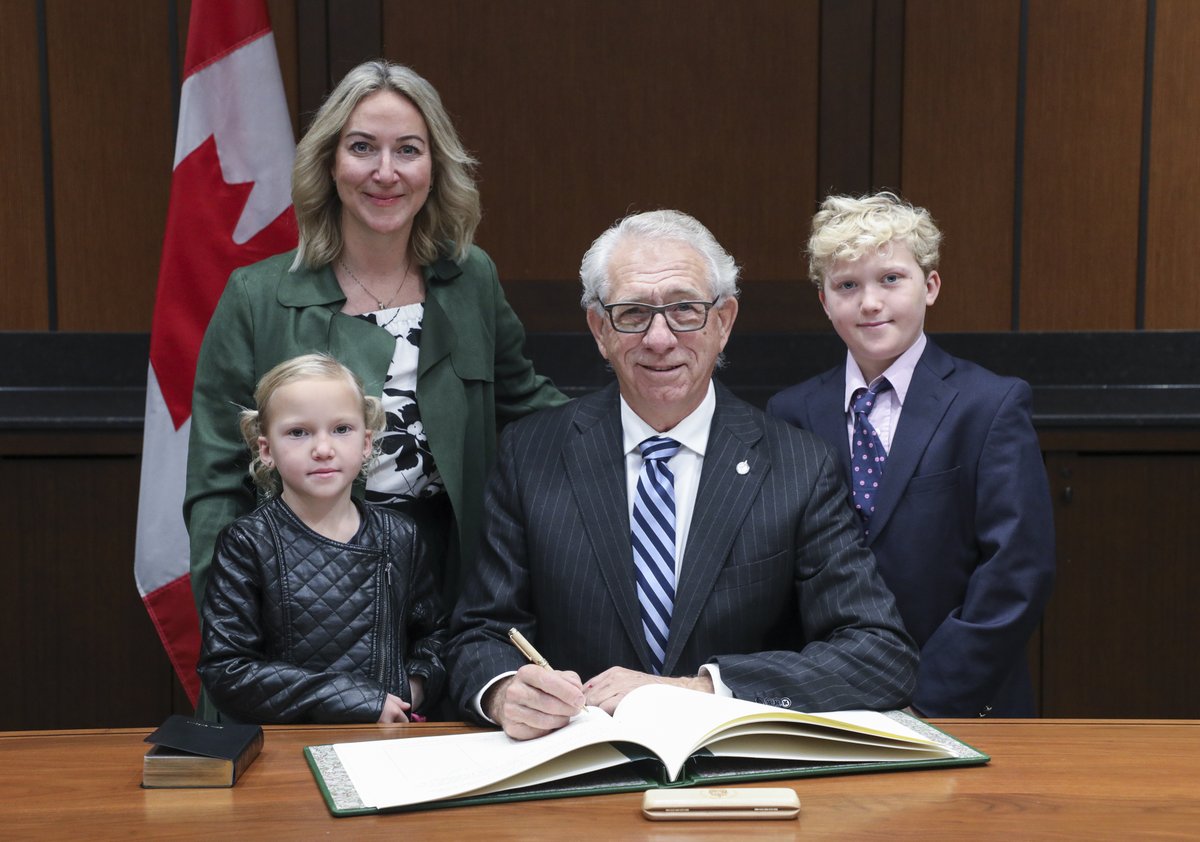 Larry Maguire tweet media