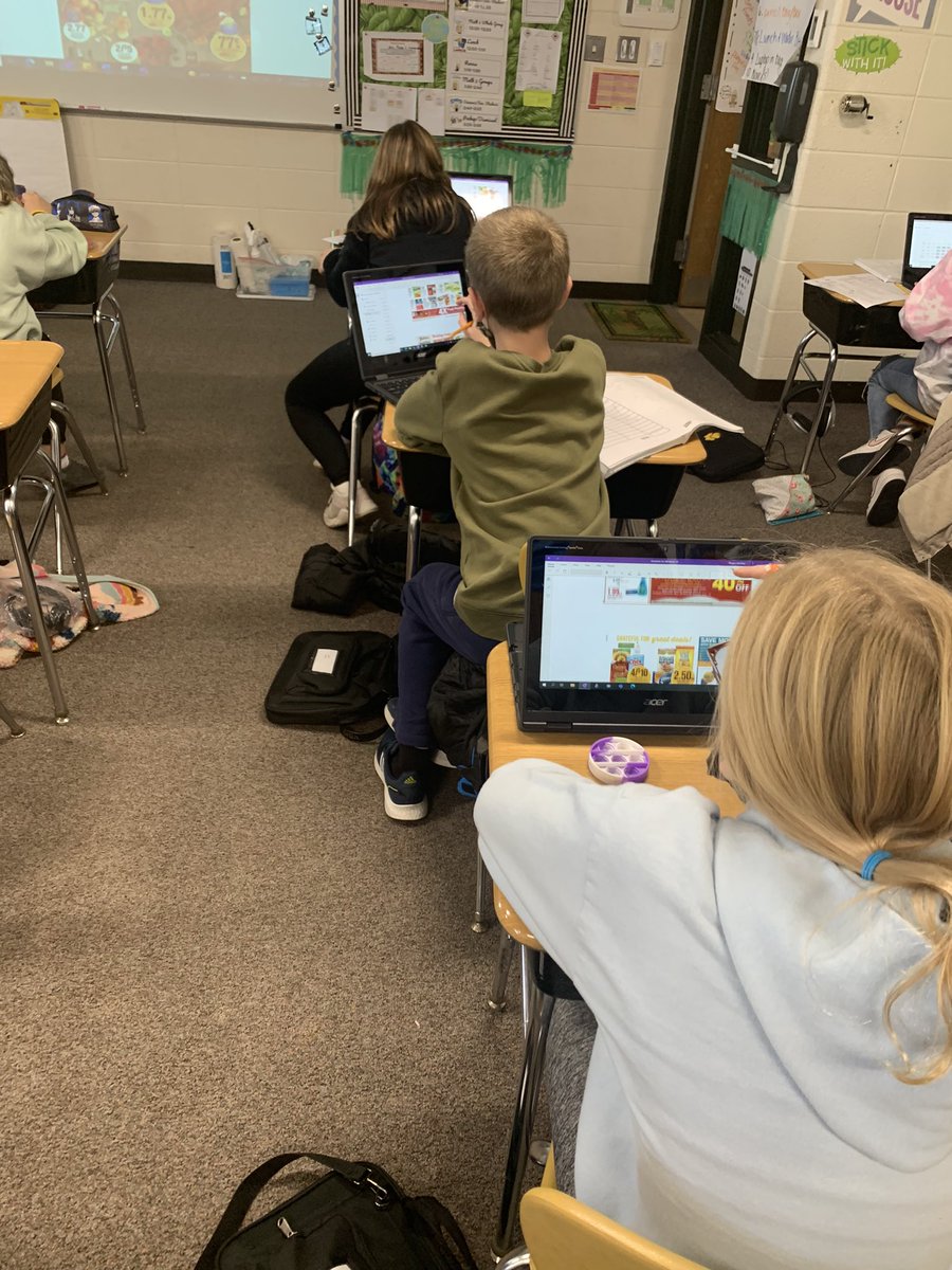 TechTrish's tweet photo. Using digital ads and decimal multiplication, Ss learned how to plan for, buy groceries for, and stay within a $100 budget for a Thanksgiving Meal. Some students bought 10lbs of turkey, while some chose 40lbs! @Chelsea_Tigers #157cisthankful #turkeymath #WeAreChelsea https://t.co/K9l1GPAgNJ