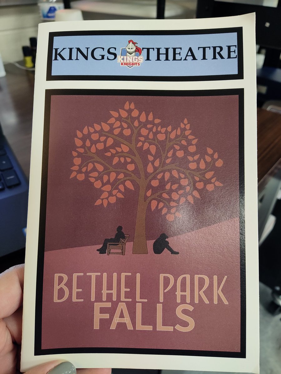 Got a chance to see the opening night of Bethel Park Falls last night.🍂🌨️🌷🌞 by <a href="/kings_theatre/">Kings Theatre</a> Grab your Fri or Sat tix now @Kings_HS