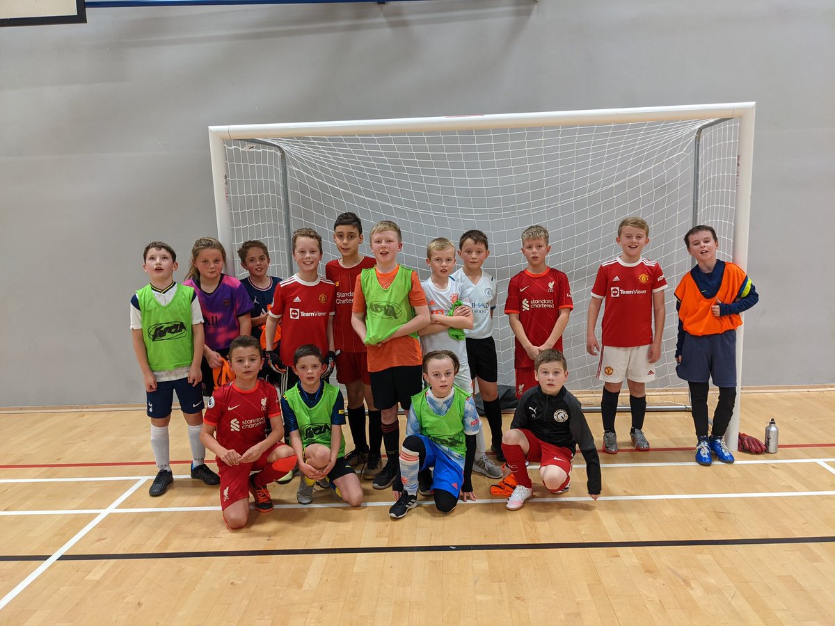 Great session of free futsal for our under 9/10s group at Saughall Colts Futsal Club....plans being put together to help develop our futsal stars of the future! Well done everyone <a href="/saughallcolts/">Saughall Colts JFC</a> <a href="/kirstiekural/">kirstie</a>
