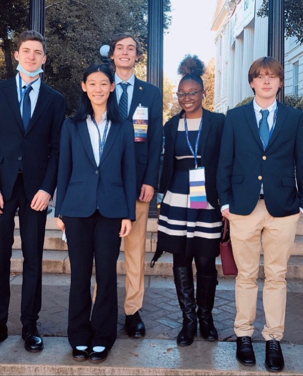 MidtownFBLA's tweet photo. Midtown FBLA had a great showing yesterday at the 2021 Georgia Fall Leadership Conference! #fbla #gafbla #coy #gafblacoy22 @thebetsybockman @ctae_in_aps https://t.co/D6L8ejK2Wq