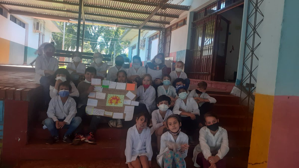 Escuela270's tweet photo. Jornada Nacional "Educar en igualdad y prevención y erradicación de la violencia escolar"
#SomosTanDistintosEIguales
@CGEMisiones @misioneseduca @ESIMisiones @Olgaferreyra10 https://t.co/Jk6e0OECtH