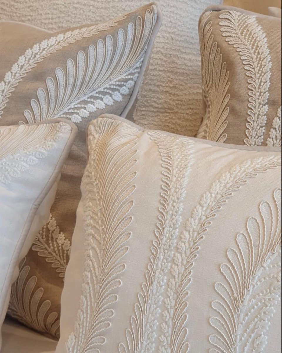 Atlas_Interiors's tweet photo. Our client wanted a more muted and relaxed look for this guest bedroom with colours that soothe the soul for sleep . Last photo features before and after refurbishment https://t.co/dHze2cTmOt