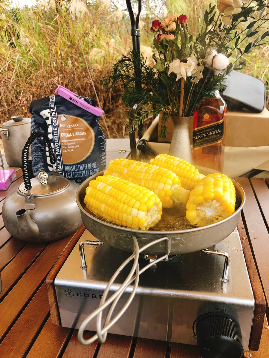 TheWorkerAnt's tweet photo. The kitchen is extra hot when you're in it!
.
.
#titaniumgear #outdoorcooking #outdoorkitchen #campinggear #campingfood #backpackinglife #backpackinggear #adventuregear #adventuregears #titaniumedc #cookinggear #cookinggears #eatinghealthy #cookingadventures #potset #kitchentools https://t.co/3Chlb92lRW