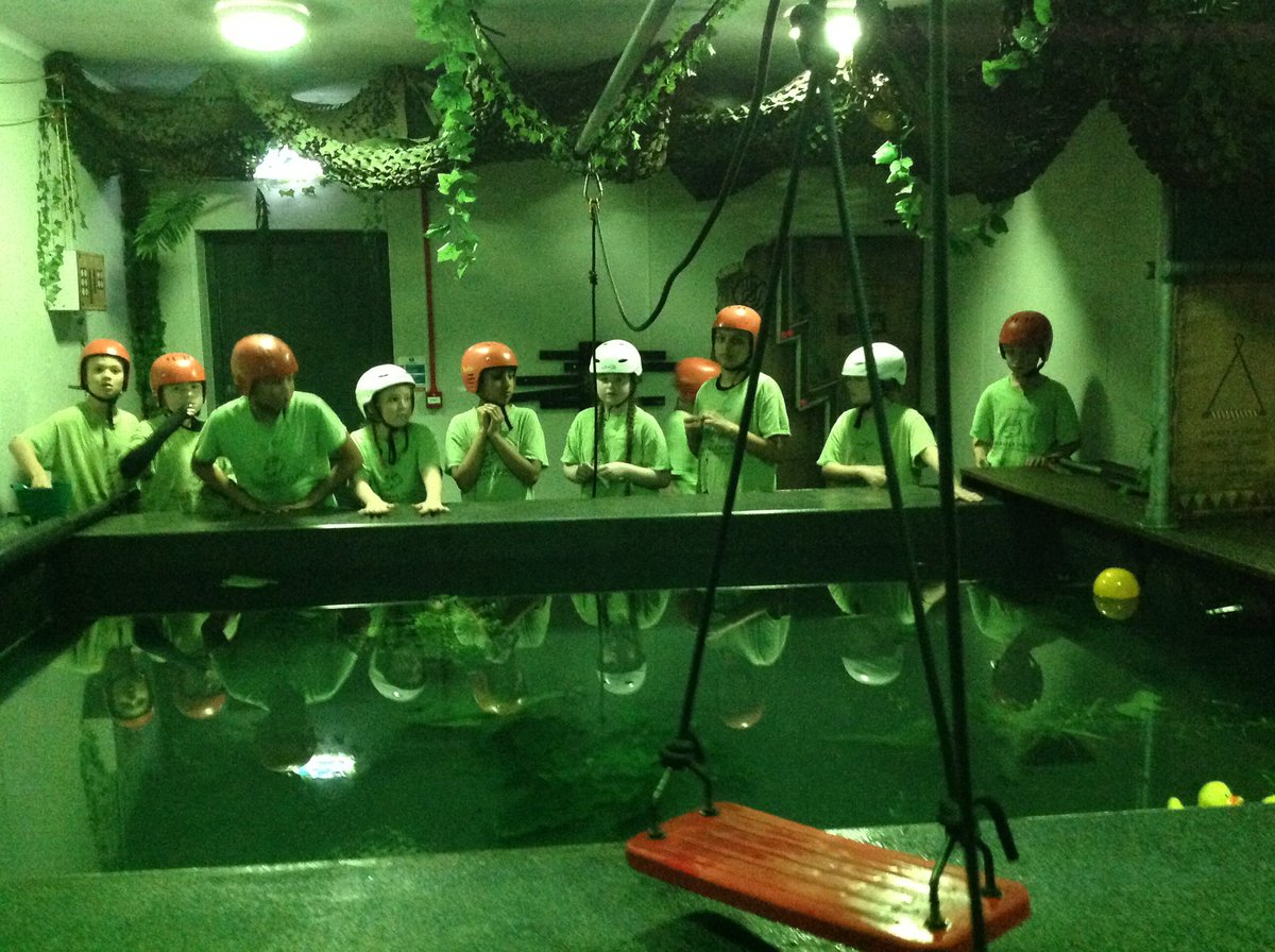 claytonprimPAY's tweet photo. Shhhh you don’t want to wake the piranhas #piranhapool #robinwood https://t.co/XwVovEaUdz