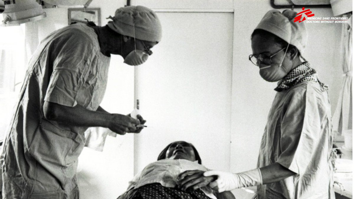 MSF_SouthAsia's tweet photo. 1982: MSF staff treat a Hmong patient at the hospital in Nam Yao, Thailand.
MSF started providing care in Nam Yao camp in 1982. The refugees in the camp had fled from Cambodia, Laos and Vietnam.
https://t.co/grtrD1UXYS
#50yearsofhumanity #msf50 https://t.co/kKLkMAVTQM