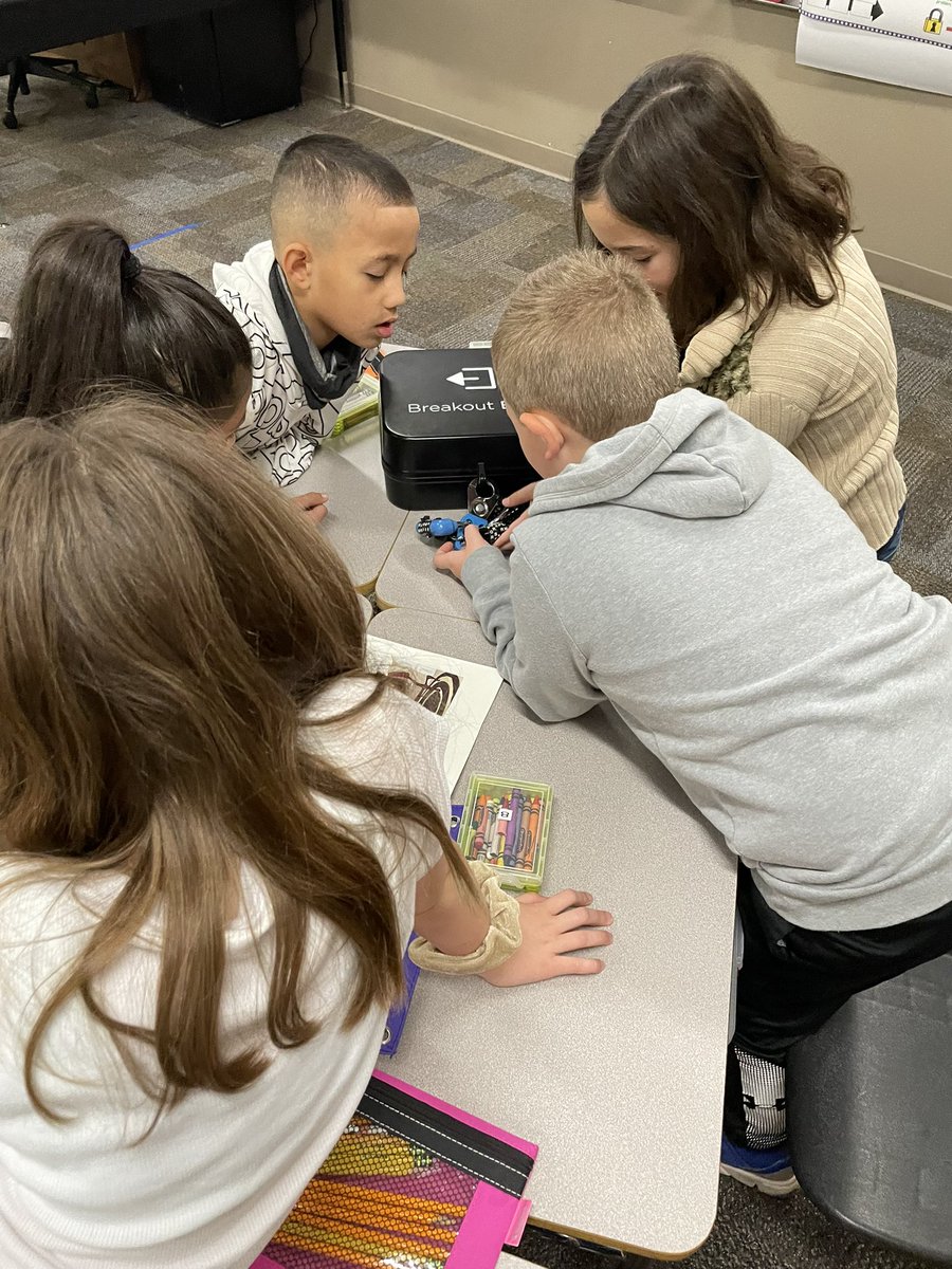 One of my all time faves is breakouts! These <a href="/Dozier_Elem/">Dozier Elementary</a> 2nd graders were so fun to cheer on as they worked together and watching their 😔✨excitement✨ as they opened each 🔒 and finally the <a href="/breakoutEDU/">Breakout EDU</a> box made my day! #EMSproud