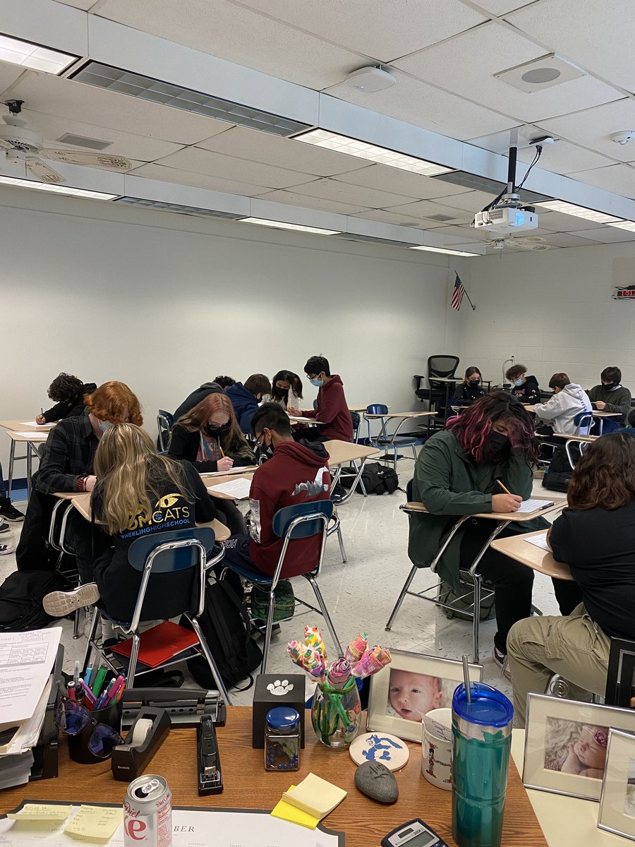 Great way to end the day. WOC students discussing the parts of the sentence while using academic vocabulary to review for their L1 test 💙💛 #thewheelingway @rkinnee <a href="/timotheus78/">Tim Piatek</a> <a href="/Wheeling_Cats/">Wheeling High School</a> @jercook73