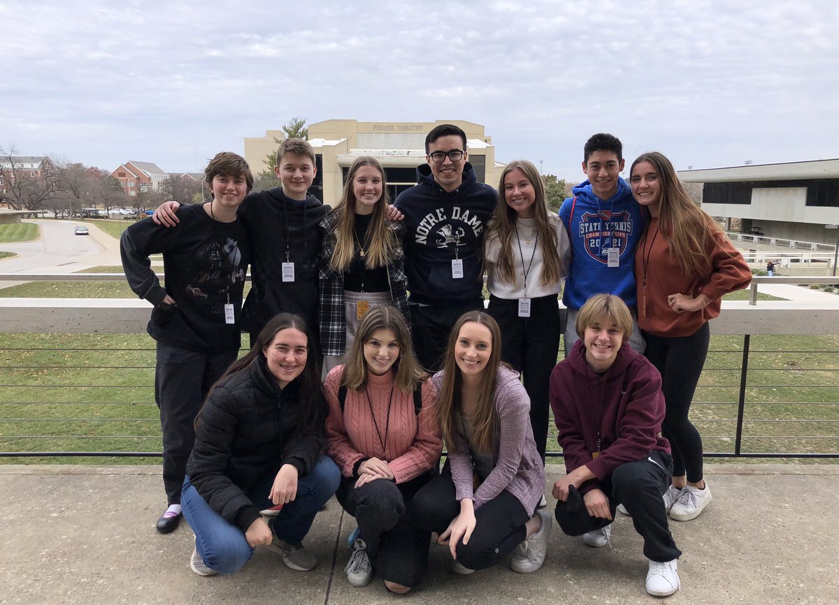 dowling_choir's tweet photo. Musical memories for a lifetime at the 2021 Iowa All-State Music Festival! Go Maroons! 🎶 #dowlingcatholic #dchschoir #IowaHSMA https://t.co/hZd0kDMwhr