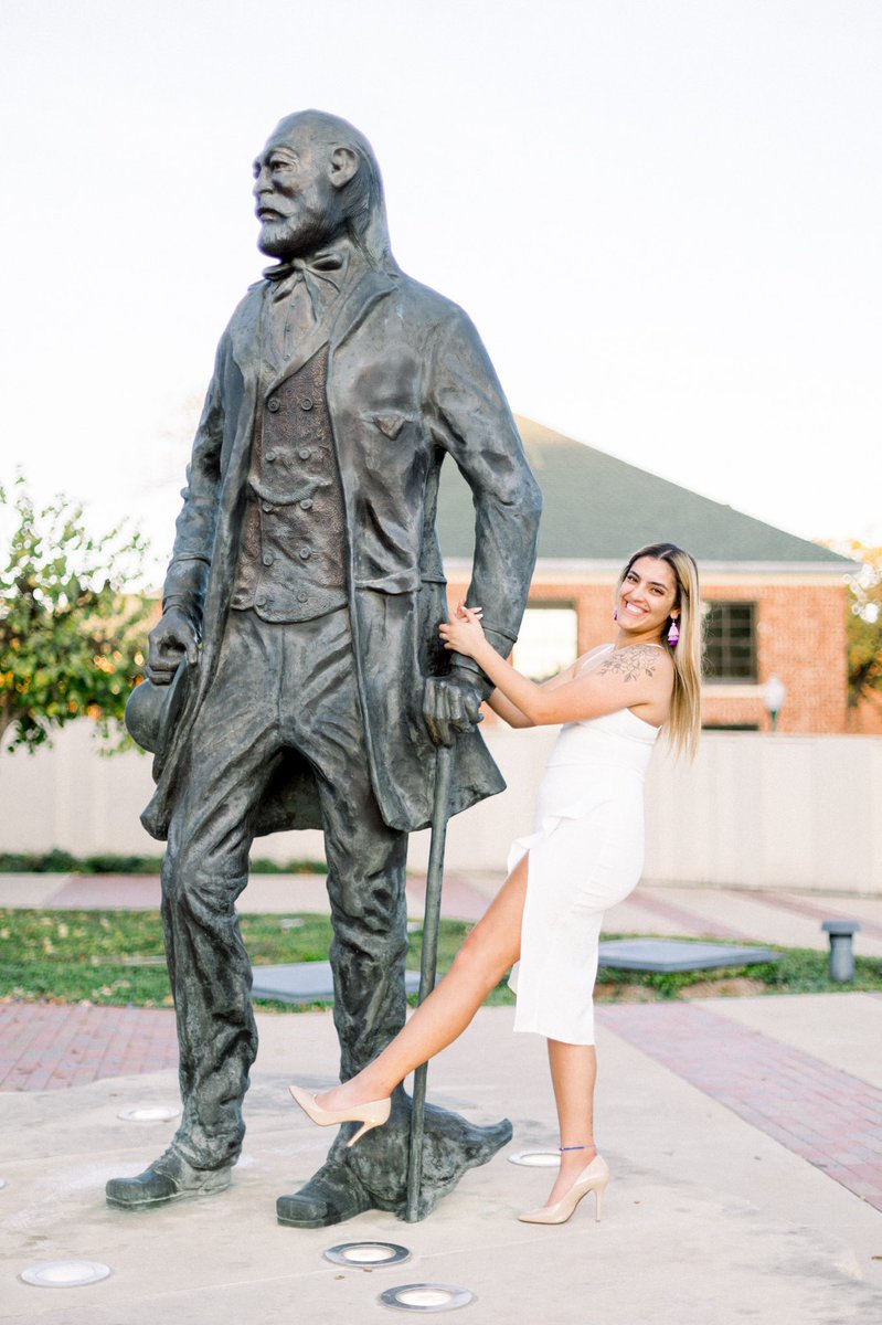 _jacquelinev_'s tweet photo. can we start over at the best kept secret in Texas?! 
•bachelor of science in criminal justice
•minor in spanish https://t.co/McrSpJ0280