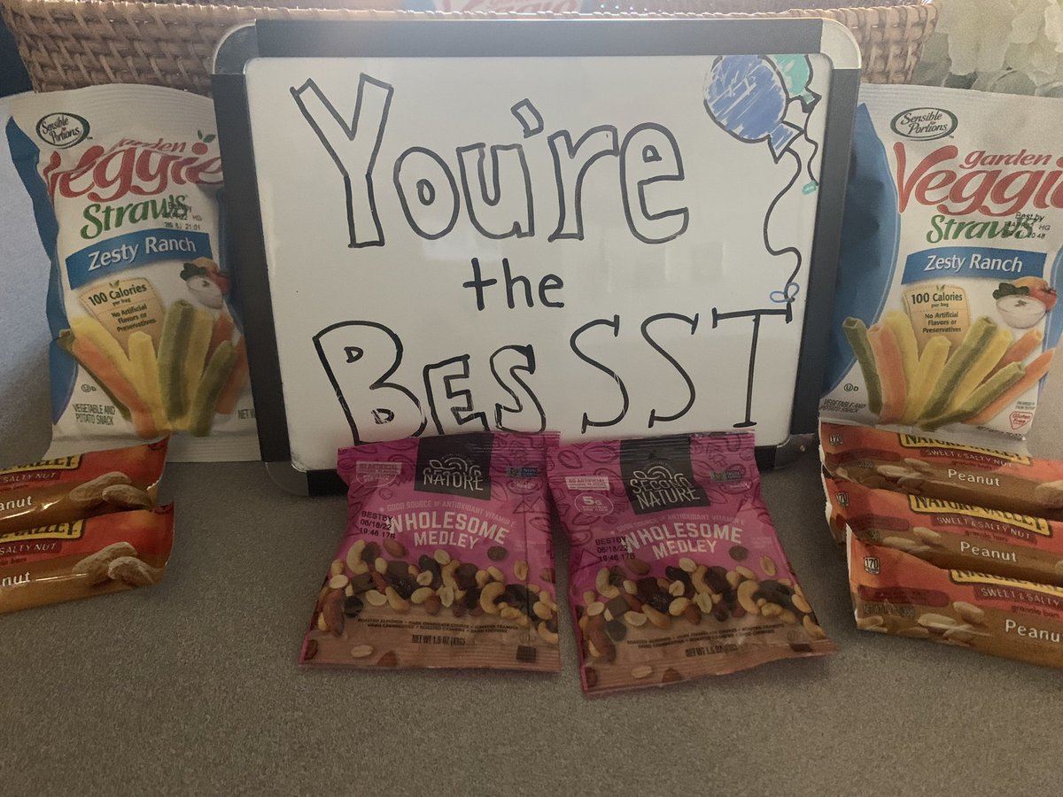 Henking SST, you truly are the bes-SST! <a href="/HenkingSchool/">Henking School</a> #WeAreD34 <a href="/NatalieSzeles/">Natalie Szeles</a> @diazglenview34 @MissGreenberg_ @BionicWoman510 <a href="/amandamisek/">amanda</a>