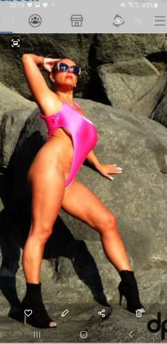 https://t.co/yJk3pSRK5M<a href="/tag/sexysusi"class="tags"><span>#sexysusi</span></a><a href="/tag/mariskaxxx"class="tags"><span>#mariskaxxx</span></a>
