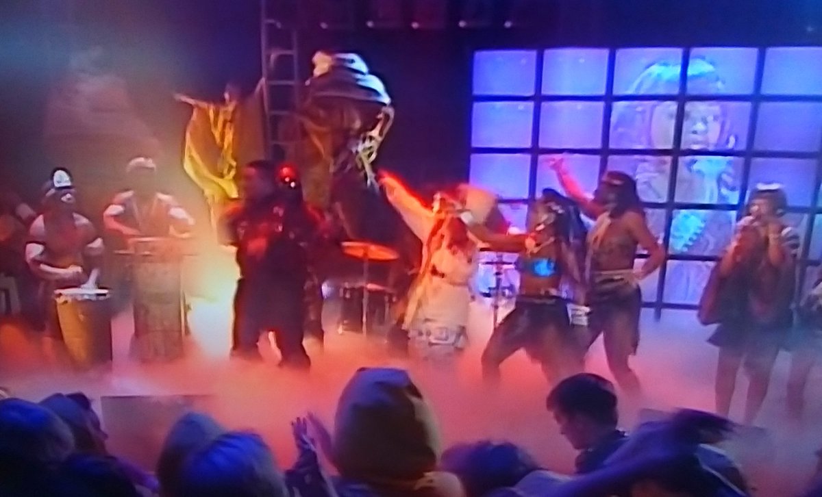 mrjolly23's tweet photo. Unexpected bonus of turning the telly on and finding The KLF performing Justified and Ancient on Top of the Pops from 1991 on BBC4 #makeminea99 https://t.co/ySclCgTeiE