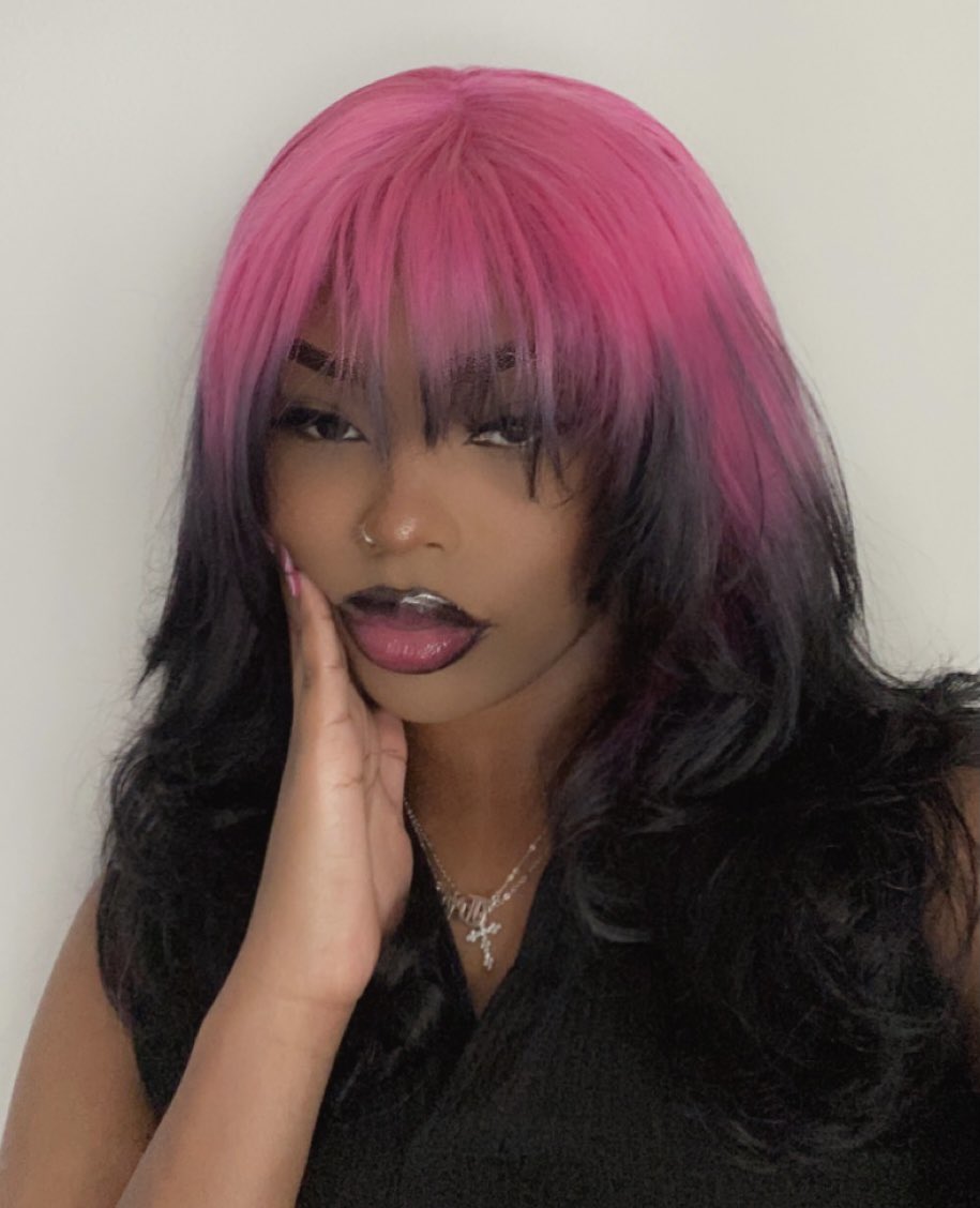 afroblv's tweet photo. it girl https://t.co/mEK4lqrRFw