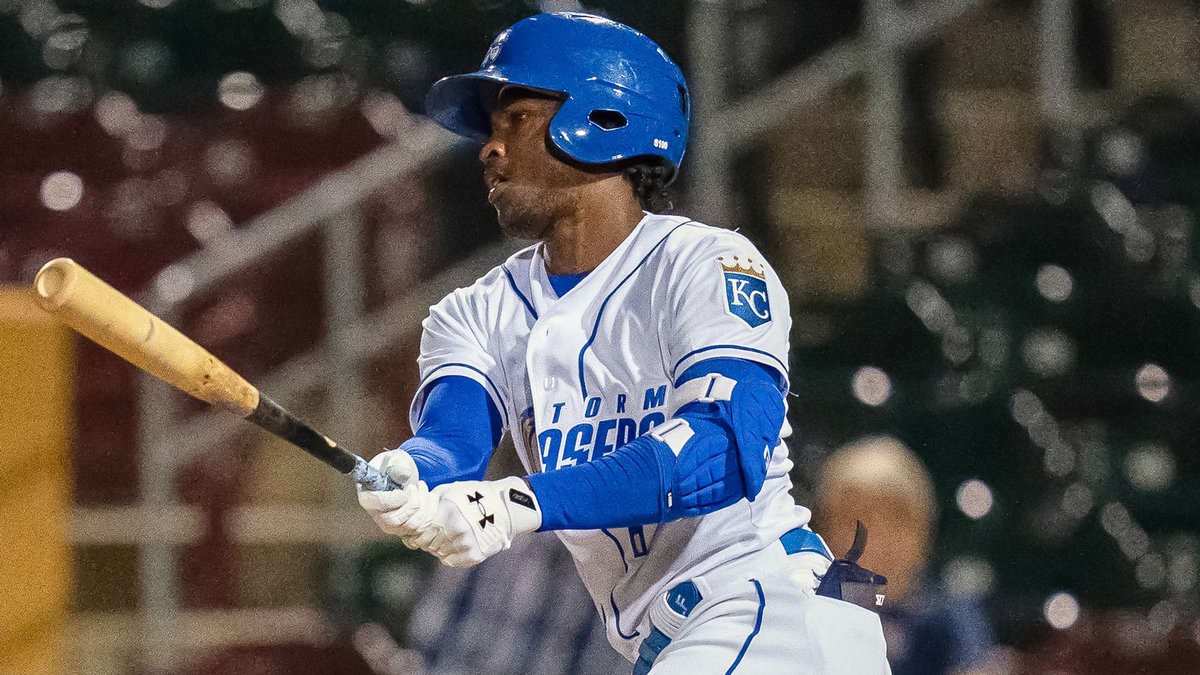 The Orioles have claimed Lucius Fox from the Royals.

Here's where the 24-year-old shortstop ranked on Kansas City's Top 30 Prospects list: atmlb.com/3DEKNfq