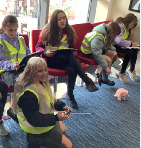 LevenSchool's tweet photo. Year 5 enjoyed an afternoon writing reviews for toys at the Entertainer in Flemingate yesterday with Run with it charity. https://t.co/kRqTm81UsJ