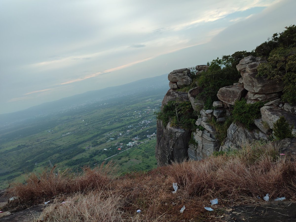 writeKorley's tweet photo. Today, I had the privilege to experience life on top one of the adventurous mountains in the #Kroboland. 

Definitely a must-have experience if you enjoy hiking or mountaineering. Not the best of photographers but I saved some shots https://t.co/6COemEPYWm