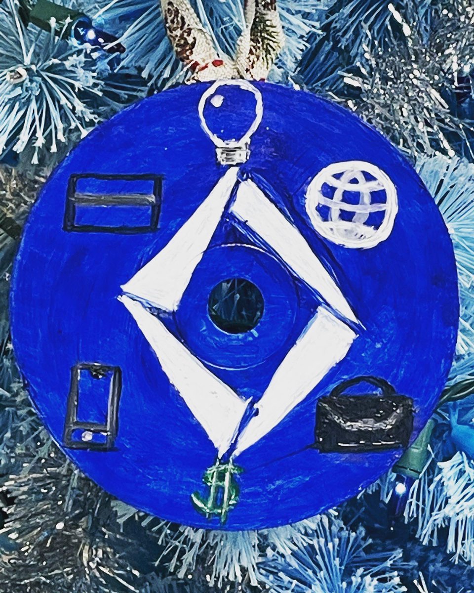 BoreeyD's tweet photo. This #DECAration is gonna be playing on repeat in your head just like the song that was once on it. #DECA https://t.co/KR6j5OHgmp
