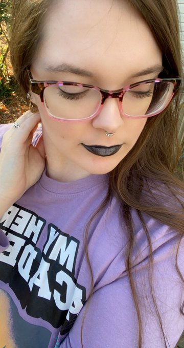 Been a while since I tweeted on this account. Head on over to my #Onlyfans for all the 🌶🌶🔥🔥 https://t<a href="/tag/onlyfans"class="tags"><span>#onlyfans</span></a>