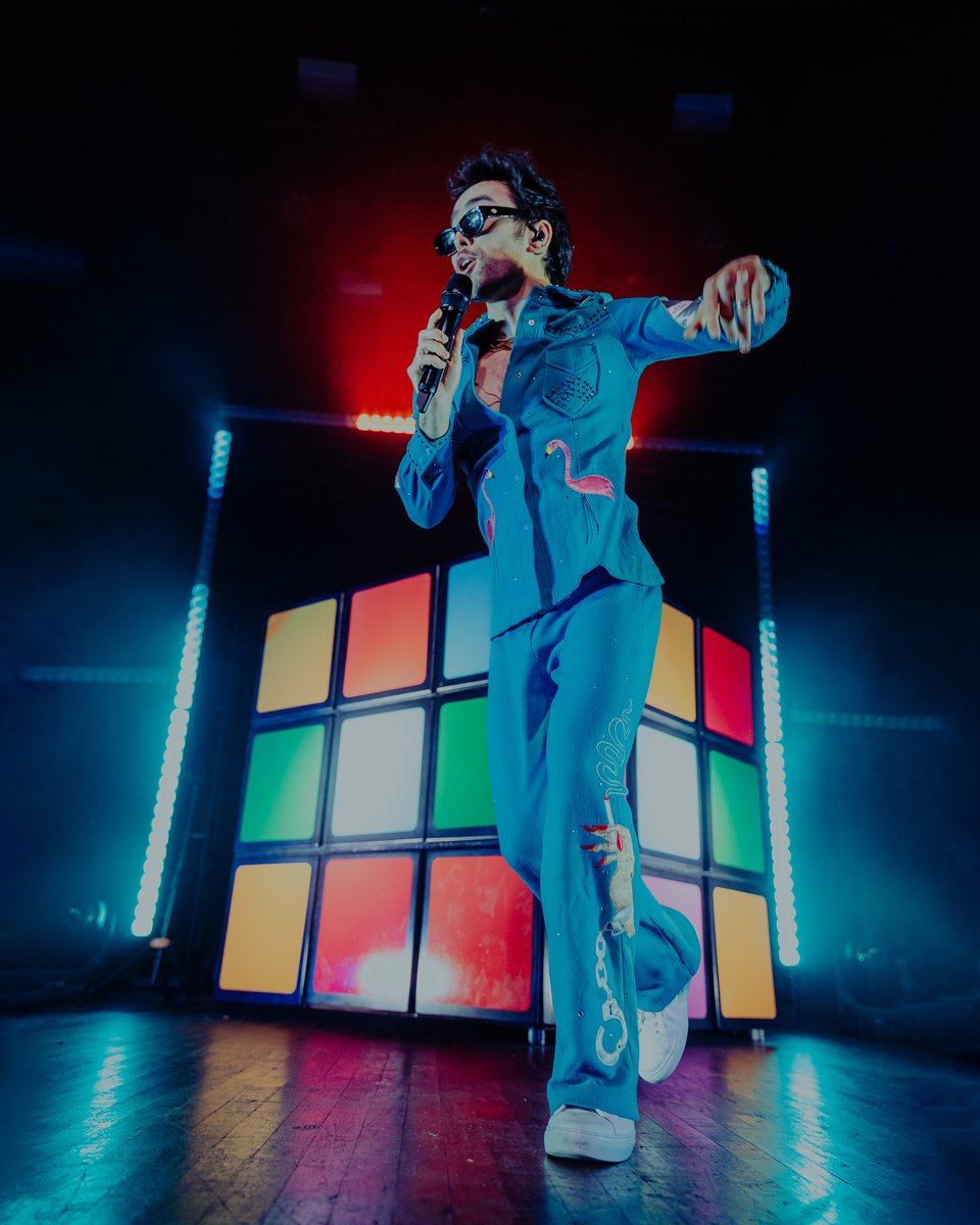 angelaleuphotos's tweet photo. / @MAXMusic / Webster Hall / New York, NY https://t.co/t4LGdrhsSz