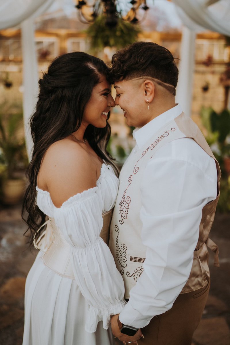 kaydaaaa_'s tweet photo. I pray to be your princess charming for a lifetime 👑🏳️‍🌈 #LGBT https://t.co/wBn5lKFBxn