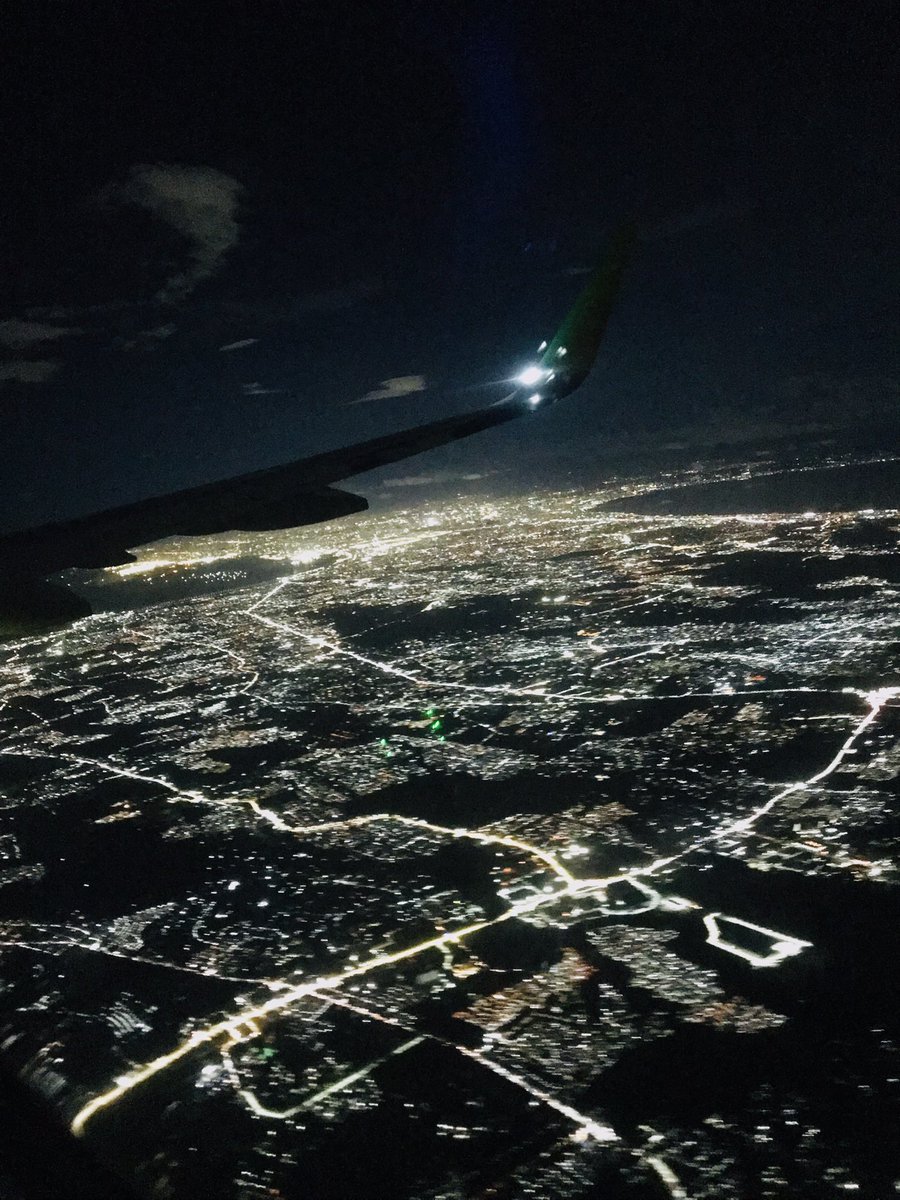 CherryTabia's tweet photo. Night View🌃
Yung nakaka stressout ang view🤩❤️ https://t.co/ek9sq9qb3g