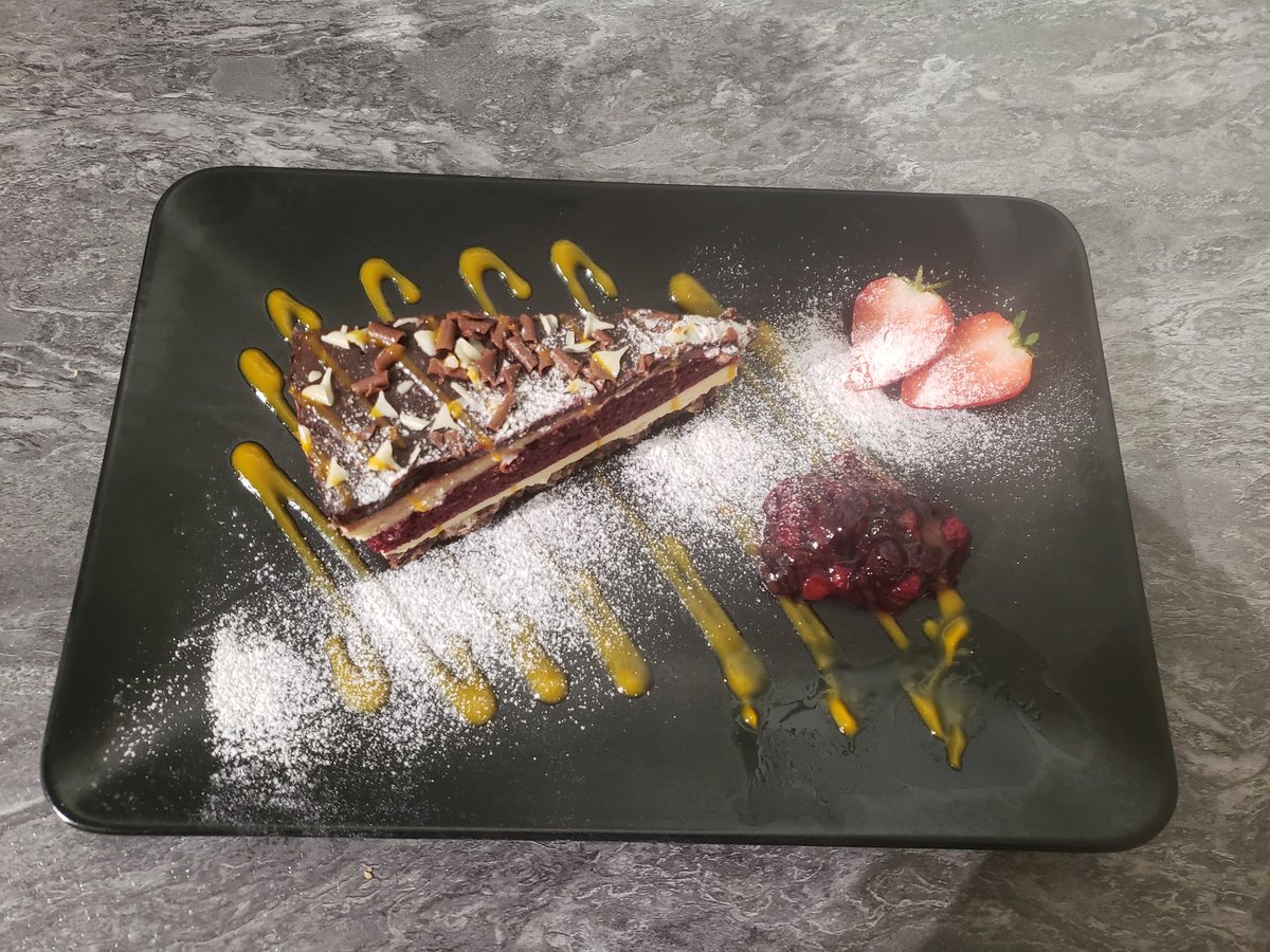 RichardLanham's tweet photo. Typing appalling! Here's the dessert https://t.co/NEntub7FRa