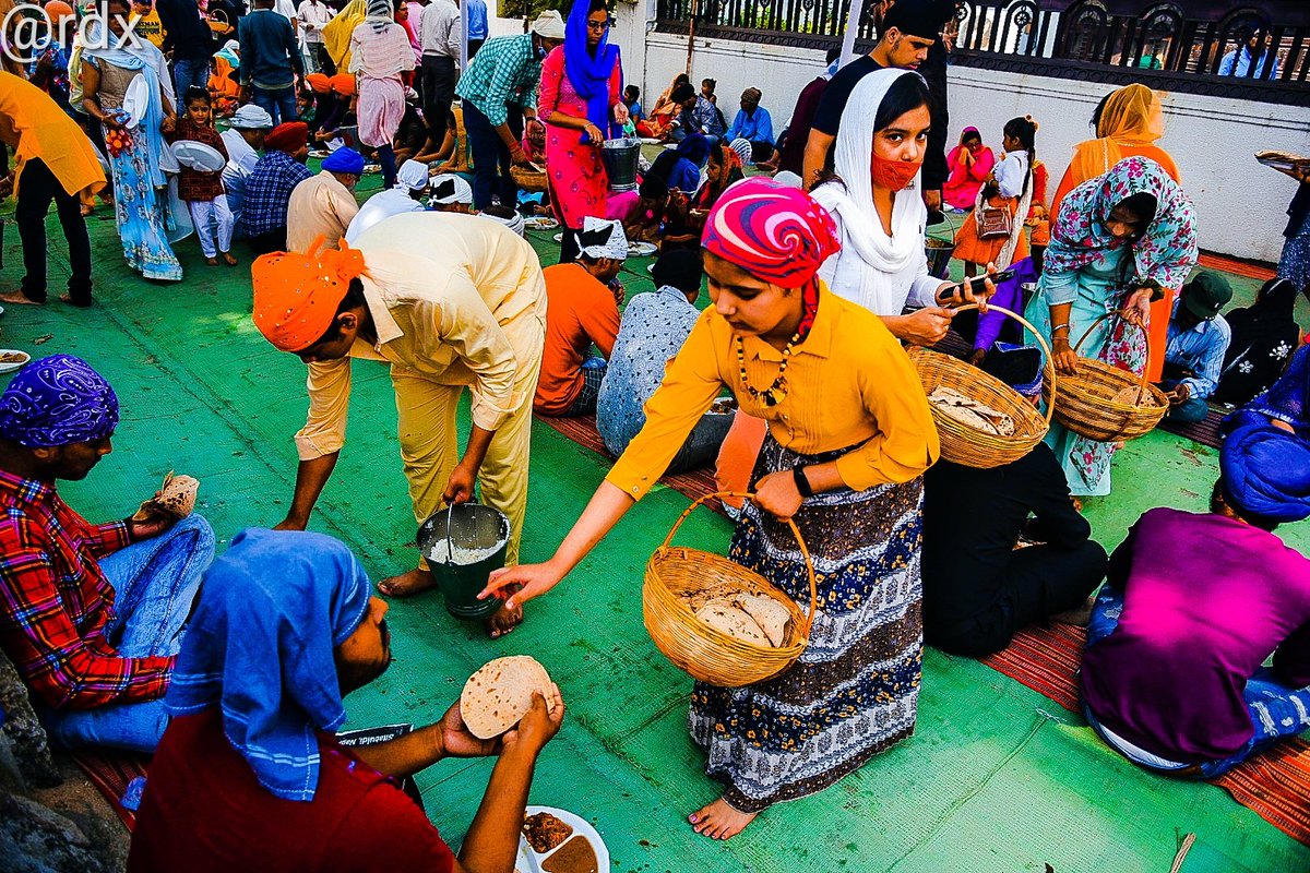 RanjitVDeshmukh's tweet photo. #NEWS #Photos #Nagpur
#GuruNanak Jayanti was celebrated at Gurudwara Guru Nanak Darbar, Ambedkar Marg, Guru Nanak Pura, Balabhaupeth, Nagpur Nov 19th 2021
@timesofindia @TOI_Nagpur @SunilWarrier1 @devokidev @appadappajappa @drsaurabhv @SonuSood @AshwiniBhansali @kamptee_memes https://t.co/dyJqs8VjIf