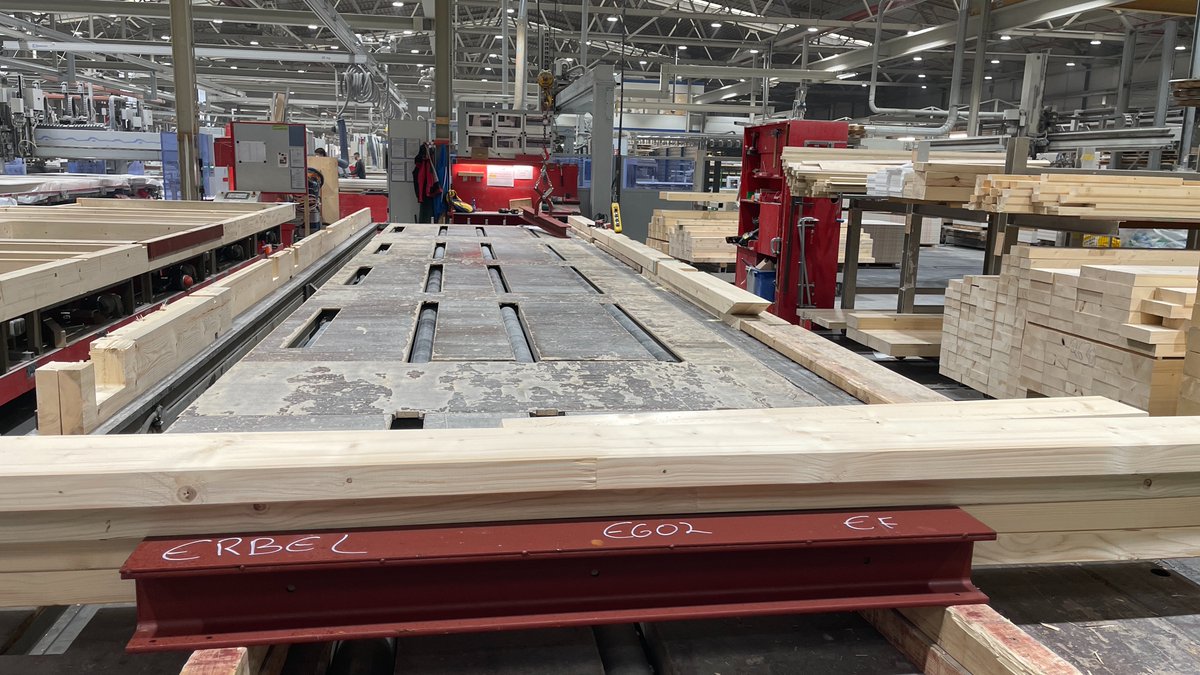 OakDesignBuild's tweet photo. The first stop on our Europe trip was the @Bien_Zenker  robotic manufacturing facility in Schlüchtern, Germany. We had a great time learning about the different technologies that are used during the prefabricated construction process.

#constructionindustry #Robotics https://t.co/5fZkSecd3T