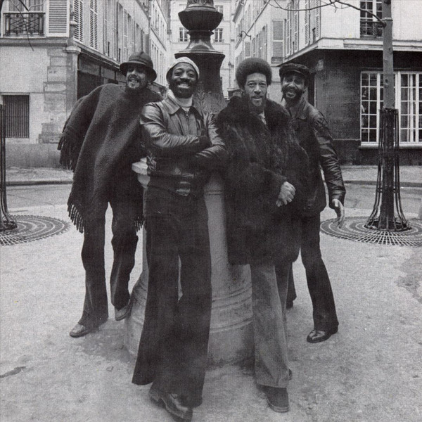 freeformjazzy's tweet photo. "Unity" é um incrível registro do quarteto do saxofonista Frank Wright. Captado em junho de 1974, no Moers Festival, traz ao lado de Wright o pianista Bobby Few, o baixista Alan Silva e Muhammad Ali na bateria. Ouça/Listen: https://t.co/KBRbeJpxN6 https://t.co/IJPhx6ZDuz