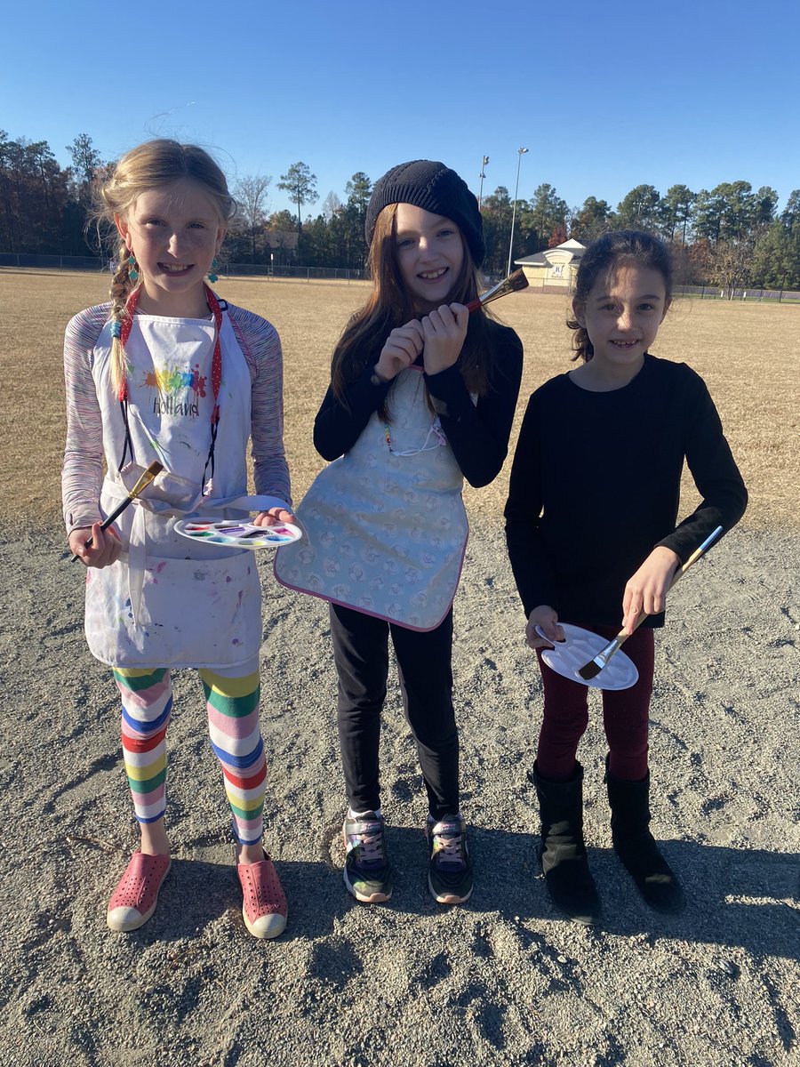 Erin Schneeberger tweet media