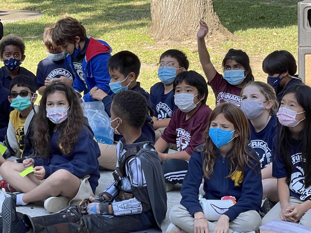 HonorRollSchool's tweet photo. It's the one with the Great Egg Drop experiment!
Will it break?  Will it break??  Some did...but most did not! https://t.co/IzTHybpESl