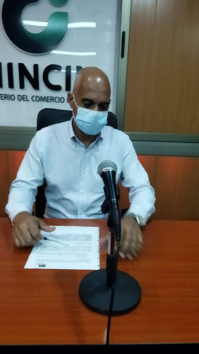 Se realizó Conferencia de Prensa sobre la Resolución 96 emitida por la Ministra Ministerio del Comercio Interior <a href="/BetsyDazVelzqu2/">Betsy Díaz Velázquez</a>. <a href="/MarpessaV/">Marpessa Portal de Villiers</a> y <a href="/FranSilvaHerre1/">Fran SilHe</a> brindaron información de la vigencia de los núcleos excepcionales. 
#ComercioCuba