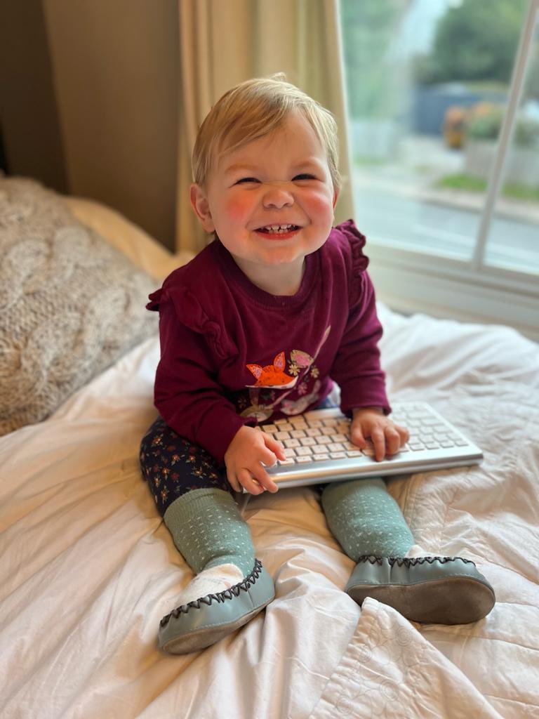 BecButler_'s tweet photo. Newest member of the @Sutton team. Helping mummy with a few emails this Friday ☺️ #reese https://t.co/B6bARrnjOu