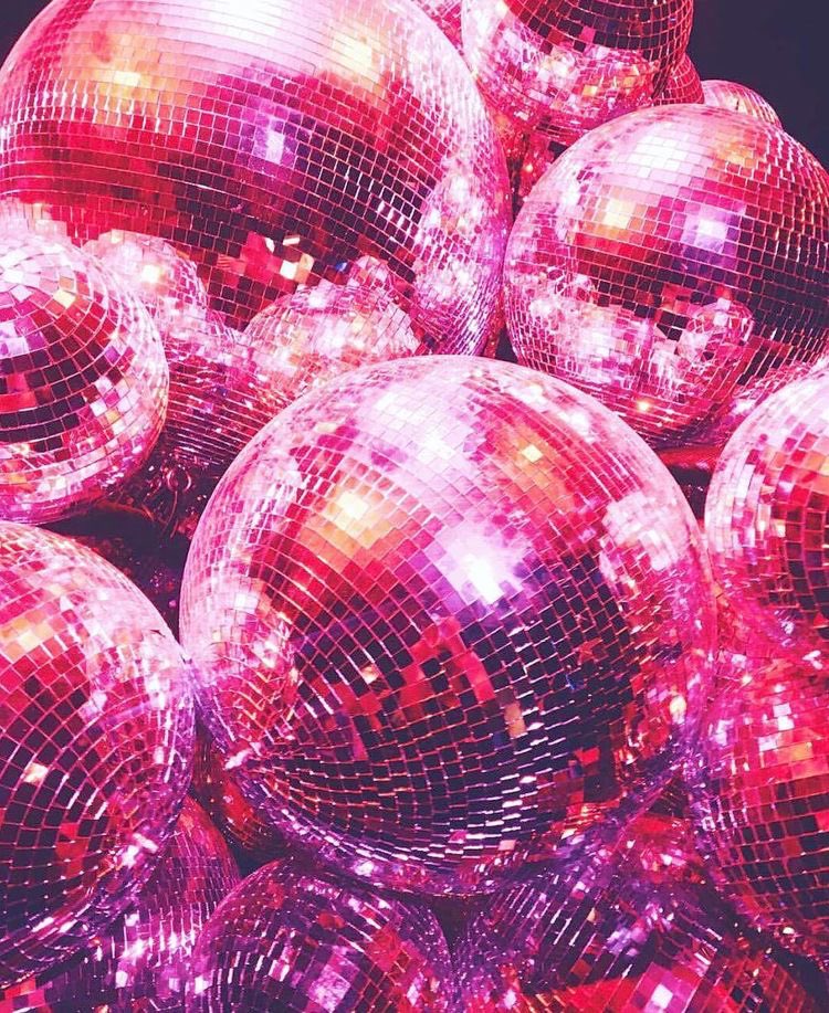 "... welcome to another magical day, full of joy and brand new songs!!!! Can you feel it? It's Friday!!!!!..." and, to celebrate another Friday here is another playlist, full of great new songs for you! Go ahead and take a listen! #music #playlists #listen #indie