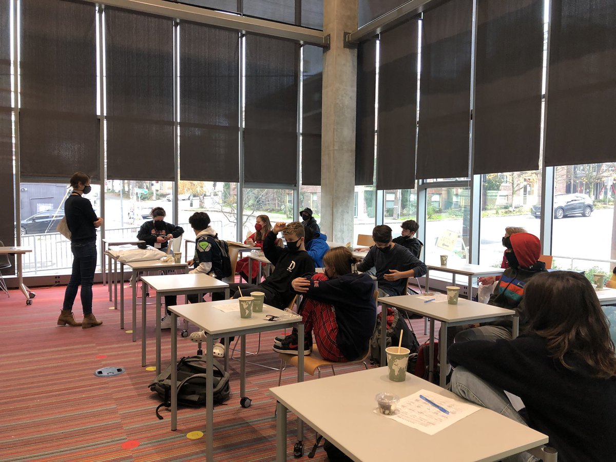 Julezkass's tweet photo. Our new 8th graders had a celebratory lunch with a hot cocoa bar to mark finishing their first trimester at SAAS. Thank you to Liz, our 8th grade counselor, who organized it! We are happy to have you join our stellar class of 2026. ♥️🖤 https://t.co/ZyZmWXEbY8
