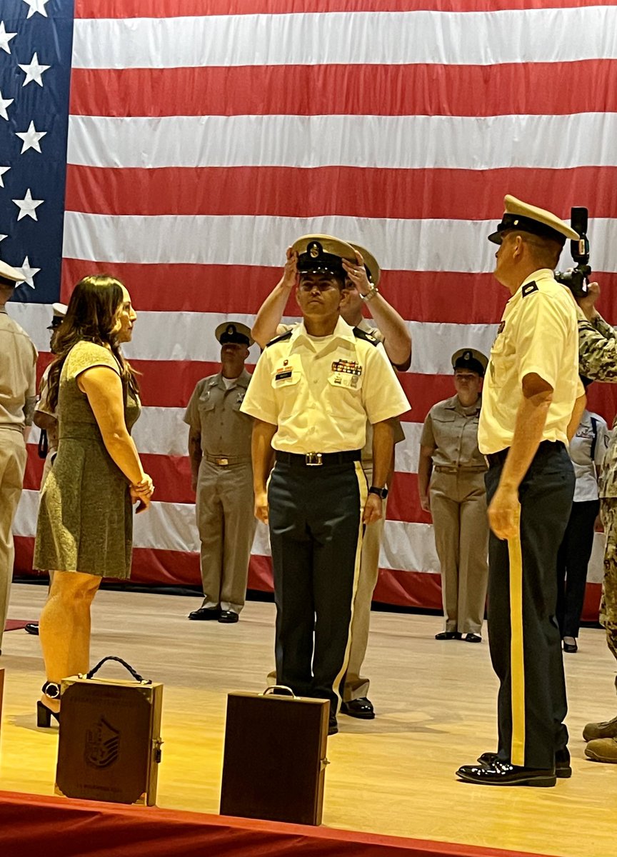 gulfcoastcobra's tweet photo. It’s not everyday that an Army Senior NCO is accepted into the Navy Chief’s Mess. Today, SFC Soto did just that. Congratulations Chief! @1stENBDE @169EN_Battalion #ChiefsMess #ArmySNCO #ArmyChief #TriService #CreateYourPath https://t.co/t1PdfVIB2Q