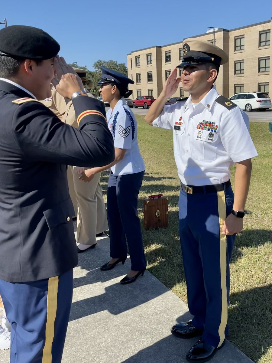 gulfcoastcobra's tweet photo. It’s not everyday that an Army Senior NCO is accepted into the Navy Chief’s Mess. Today, SFC Soto did just that. Congratulations Chief! @1stENBDE @169EN_Battalion #ChiefsMess #ArmySNCO #ArmyChief #TriService #CreateYourPath https://t.co/t1PdfVIB2Q