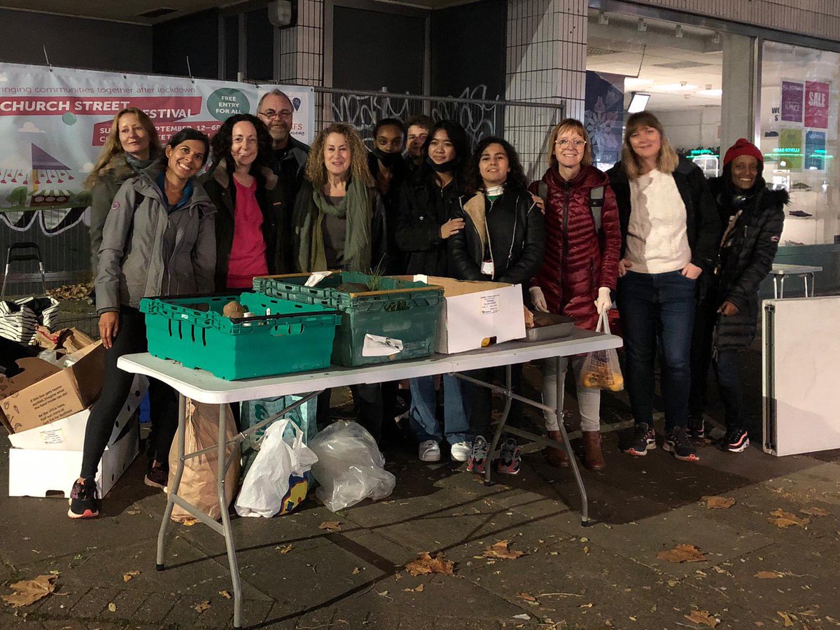KilburnStreet's tweet photo. We were joined by more than 60 people from our #kilburn #community for dinner this evening! Thank you as ever to our amazing volunteers, who make it all happen every week without fail 🙏🙏🙏🙏🙏 https://t.co/iH5yn94gjT