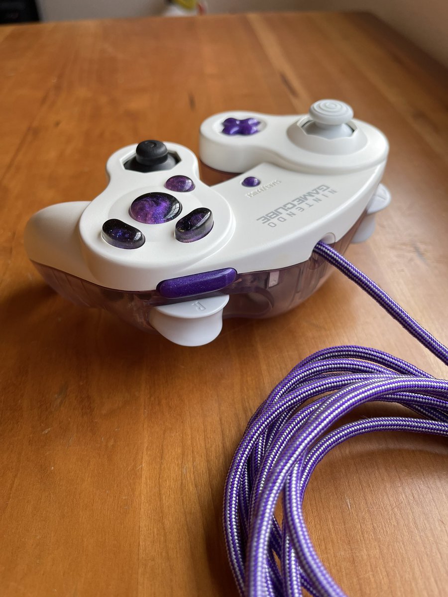 jessewphoto's tweet image. 🚨🚨🚨GIVEAWAY🚨🚨🚨
Is it the holidays yet? 

Like, follow and retweet for a chance to win this bad boy. Controller details in the comments! #cgcc #customgcc #giveaway #nintendo #gamecube #gamecubecontroller #ssbu #ssbm #SmashBrosUltimate #SuperSmashBros