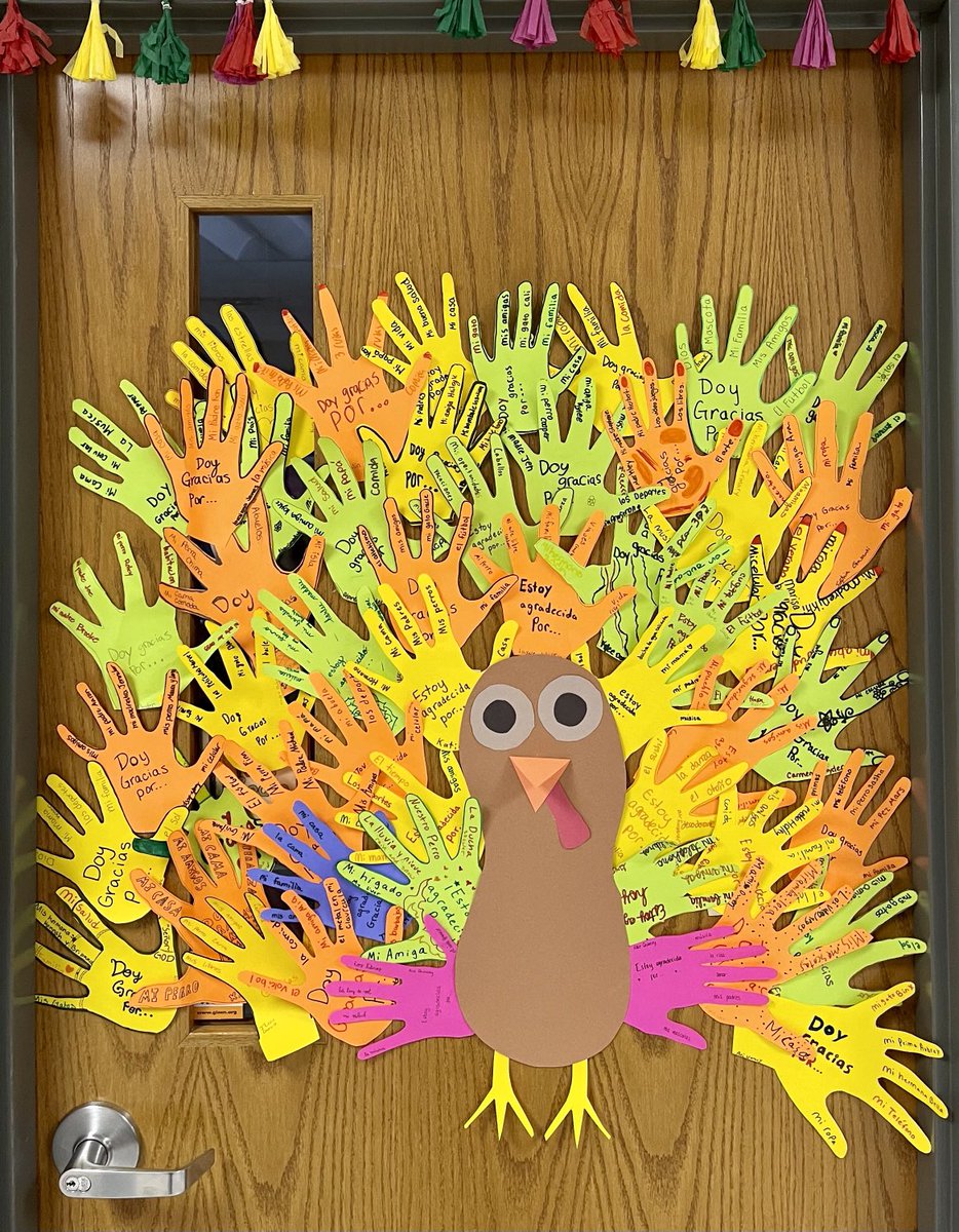 sramenzie's tweet photo. Damos gracias por todo. Estamos agradecidos. #givethanks🧡 https://t.co/7MVEGswD0N