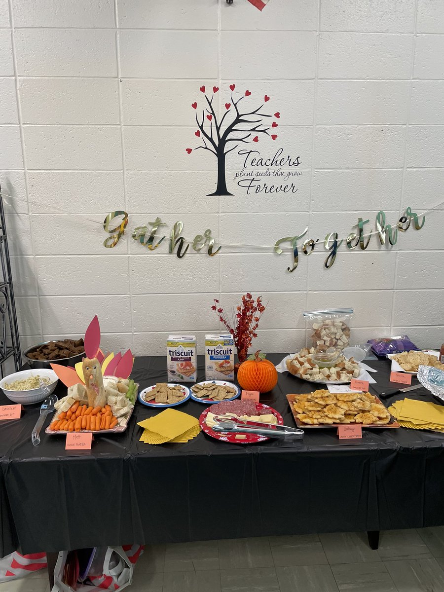 MrsKap727's tweet photo. EMS Staff’s 1st Annual Gobble Til You Wobble was a great success! I am so privileged to work with such amazing people who came together to kick off the holiday season with an epic potluck! @Mrsbilello_j @ElwoodMiddle https://t.co/PHYQMKvgAK