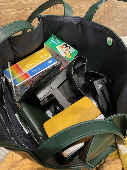 putting on my photographer hat today tysm to everyone who buys me film on my wishlist 😈🤌🏽 https://t.co/RleHXm72Th