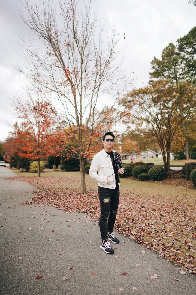 JetSetDior's tweet image. But really how are you? Let’s talk. #HappyFriyay #reebokusa #reebok #reebokclassic @Reebok #menswear #jetsetdior