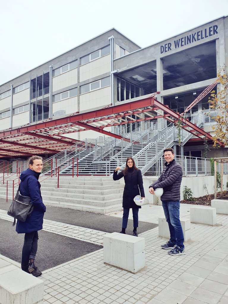 agathebinnert's tweet photo. 🏗 Accueil des coordinateurs du coworking d'#Offenbourg, partenaire du futur coworking de #KaléidosCOOP. 🇩🇪🇨🇵 Le quartier de l'Alter Schlachthof ds lequel ils vont s'installer est très proche de la Coop en terme de réhabilitation et d'équipements,de quoi s'inspirer mutuellement ! https://t.co/O2kKaVAIoN