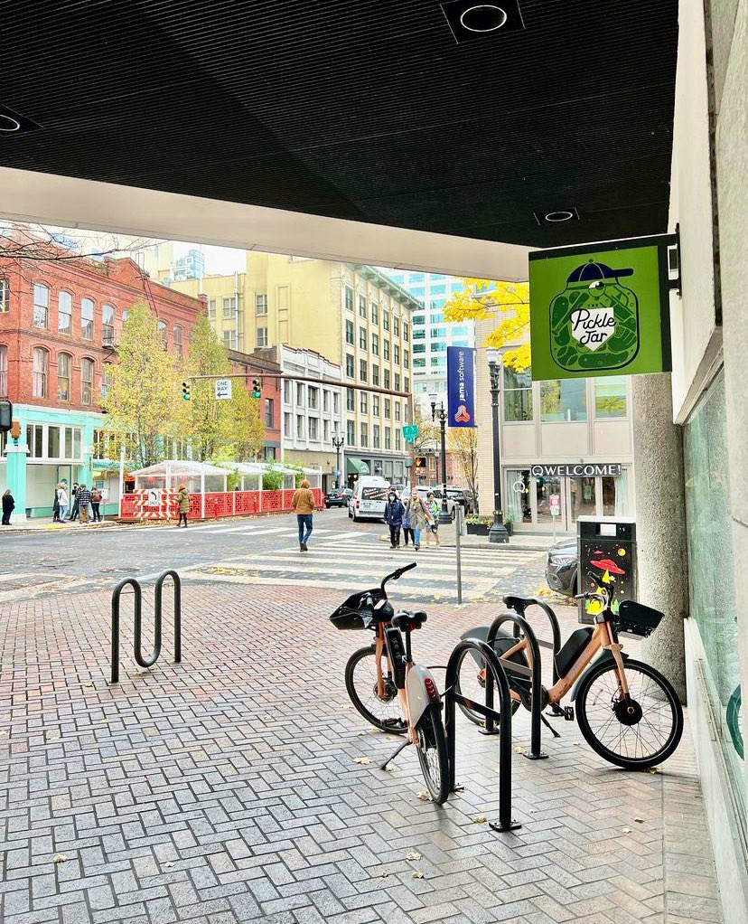 The new sign is installed at The Pickle Jar and it looks amazing! Open from 11 to 7 today, with the GRAND OPENING tomorrow, come check it out!🥒⚾️